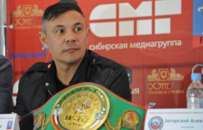 Костя Цзю приехал в Барнаул и пообещал собрать средства для пострадавших от наводнения