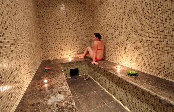 В Романовском районе запустили spa-комплекс с бассейном и хамамом