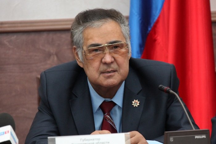 Аман Тулеев запретил коллекторов в Кемеровской области