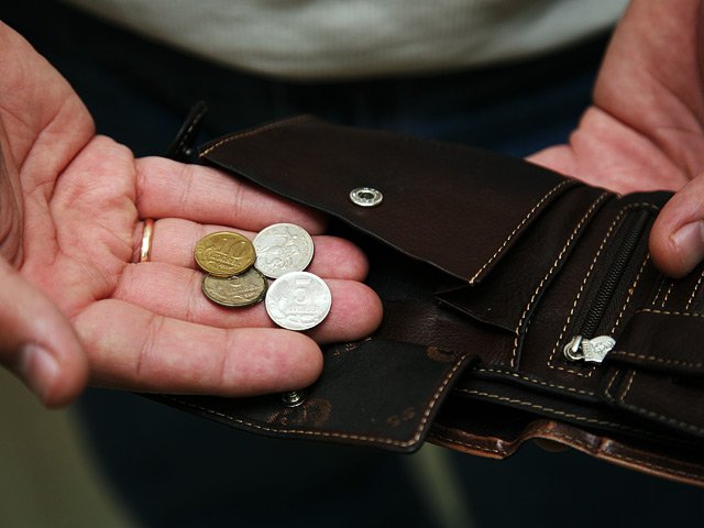 Доходы россиян падают с ускорением