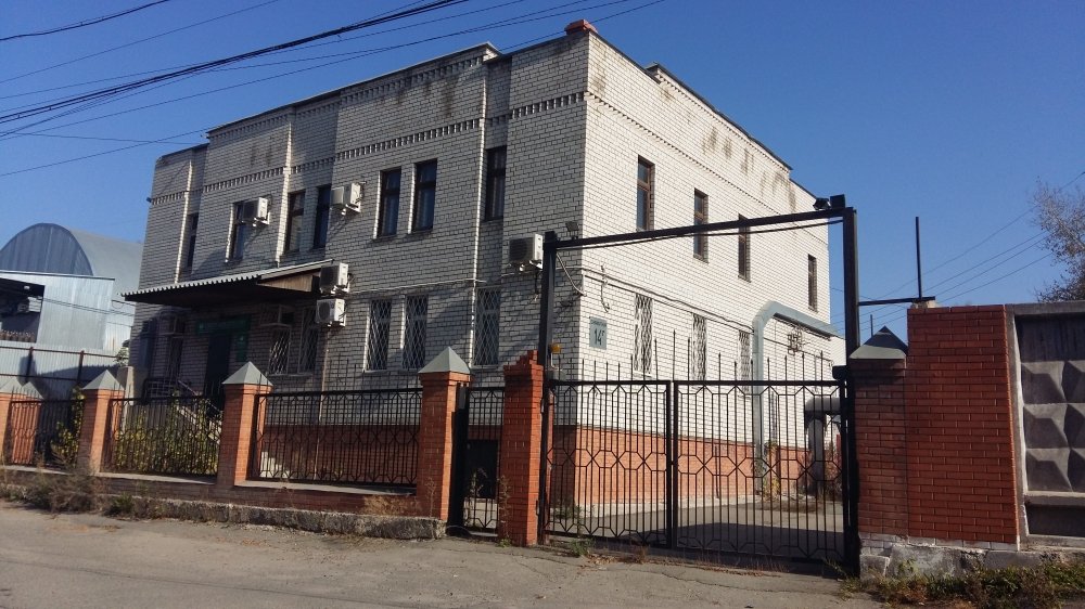 Дом-сейф продают  в Барнауле