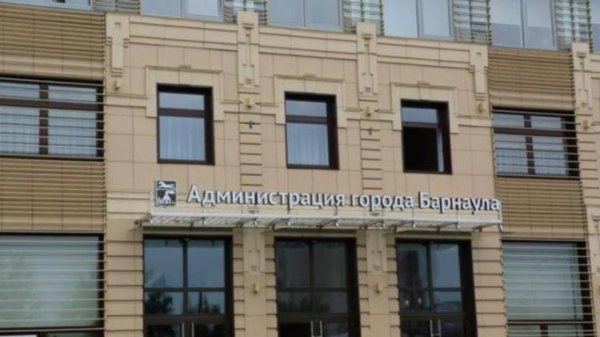 Опасности подтопления нет. Власти Барнаула ответили на призыв жителей о вывозе снега