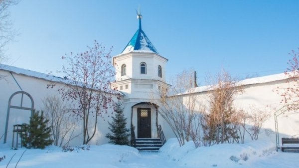 Вселенская родительская суббота: как помянуть близких и что нельзя делать в этот день