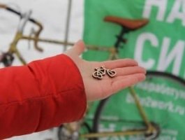В зимнем Барнауле прошла акция "На работу на велосипеде" (фото)