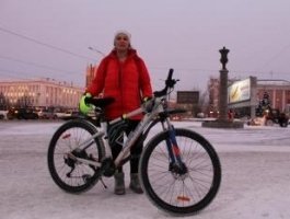 В зимнем Барнауле прошла акция "На работу на велосипеде" (фото)