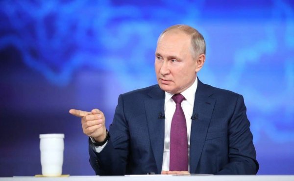 Путин поддержал идеи Шойгу по развитию Сибири