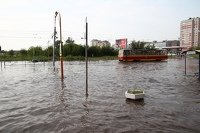 Мэрия Барнаула объяснила очередной потоп после дождя большим объемом осадков и перегрузкой ливневок