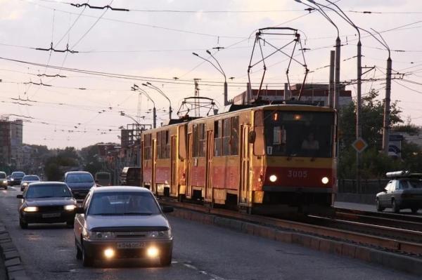 В Барнауле на время реконструкции моста у Нового рынка могут построить трамвайное разворотное кольцо