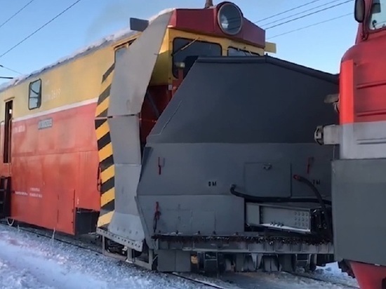 Мальчика, попавшего в ДТП со снегоуборочным поездом на Алтае, перевели в другую больницу