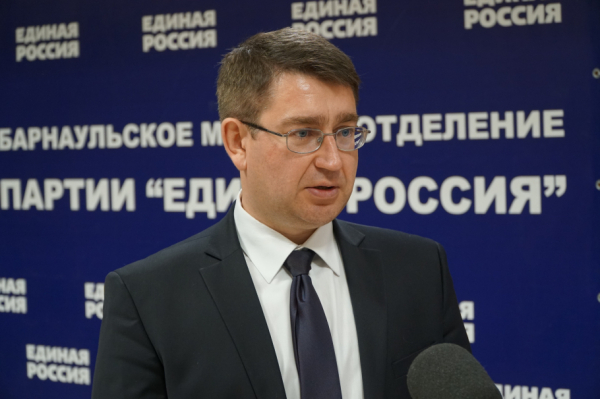 Правда ли, что вице-мэр Барнаула Еремеев покидает пост