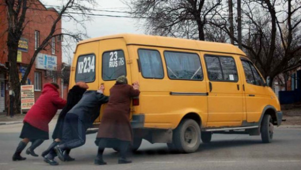 На Алтае не смогли найти перевозчиков на «подаренные» правительством автобусы