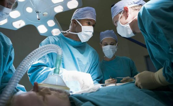 В Шипуновской ЦРБ во время операции вспыхнул стол с пациентом