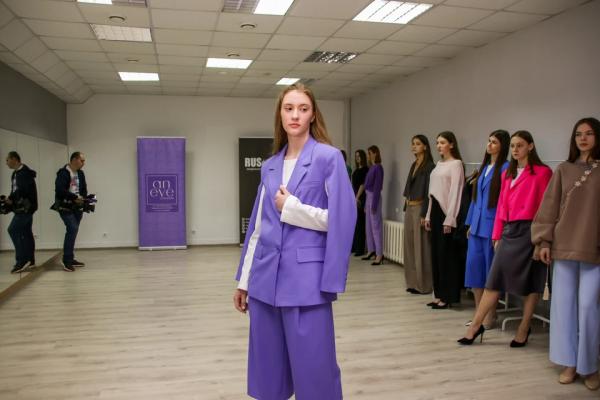 Алтайские дизайнеры покажут на модном шоу, чем можно заменить ушедшие бренды - KP.Ru