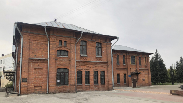 Крупный подряд на реставрацию исторического здания в Барнауле выиграла известная строительная компания