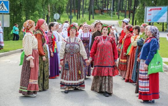 «День России на Бирюзовой Катуни» пройдет в праздничные июньские дни в живописных предгорьях Алтая