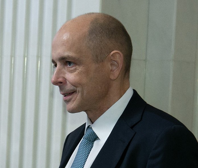 Помощник президента РФ навестил кандидата в губернаторы Хакасии в больнице