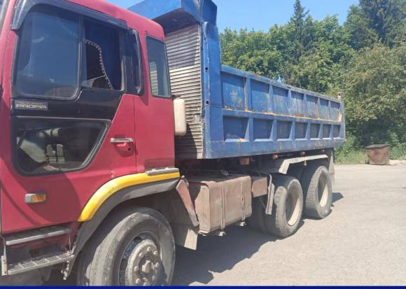 Судебными приставами арестован грузовик за долги свыше 1,8 млн рублей