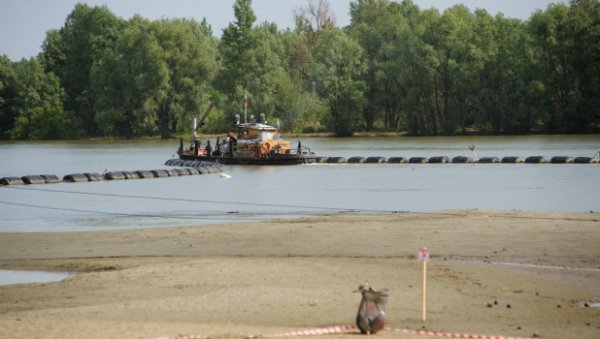 В Барнауле открыли городской пляж