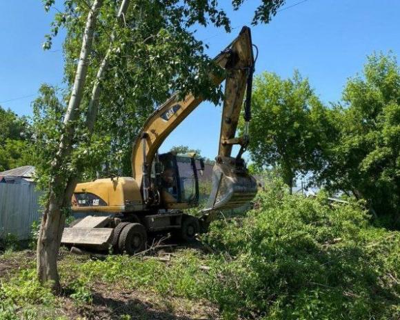 В Барнауле углубляют реку Пивоварку