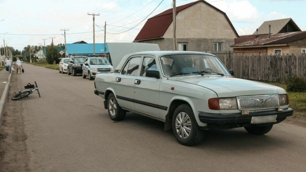 Водитель "Волги" сбил 10-летнего велосипедиста в Барнауле