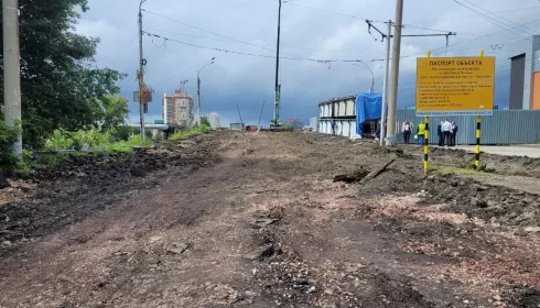 Что за специальные плиты используют на строке моста на Новом рынке