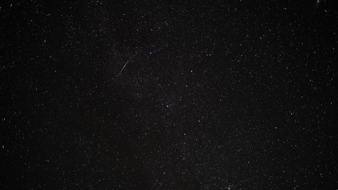 Где и как можно увидеть метеорный поток Персеиды и когда будет его пик?