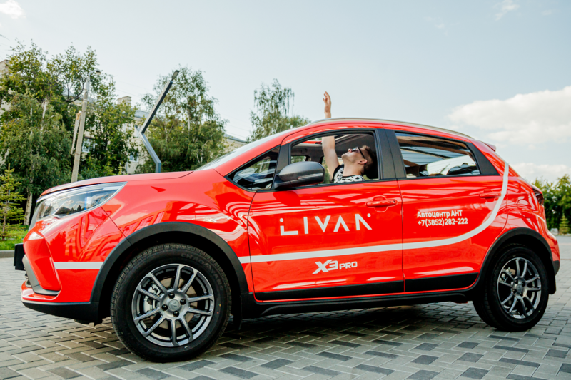 Ловкий, умелый. В Барнауле провели тест-драйв нового LIVAN X3PRO