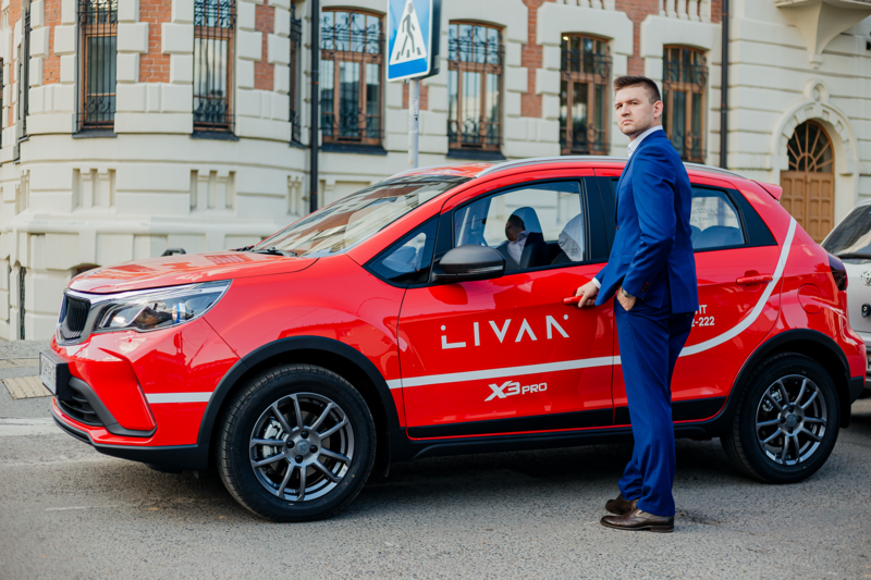 Ловкий, умелый. В Барнауле провели тест-драйв нового LIVAN X3PRO