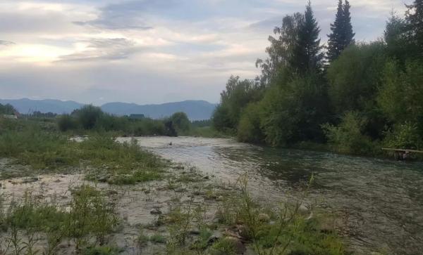 На Алтае в реке обнаружили тело двухлетнего мальчика