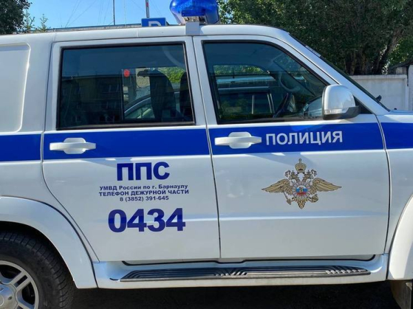 Полиция Барнаула задержала закладчика почти с килограммом гашиша