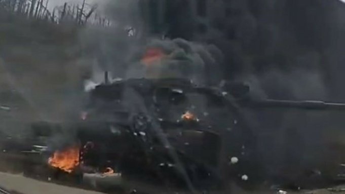 Британия признала "первое в истории" уничтожение танка Challenger 2 в зоне СВО