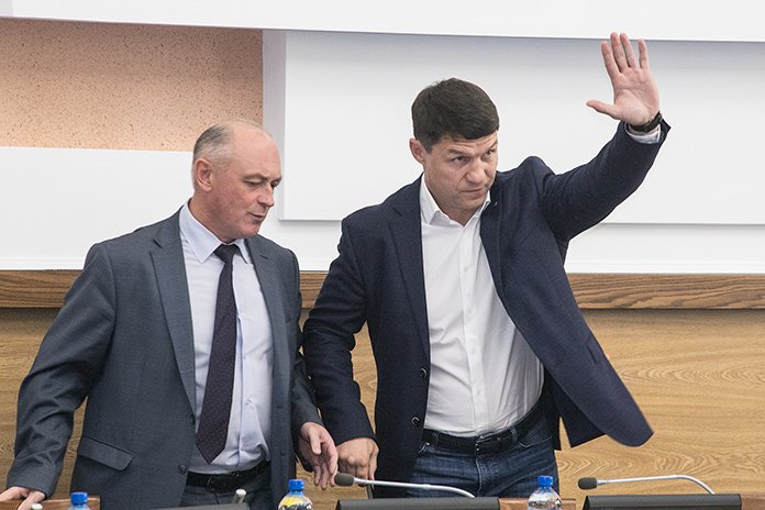 Строящиеся дома или разрушенные надежды? В горсовете Новосибирска подняли тему долгостроев «Дискуса»