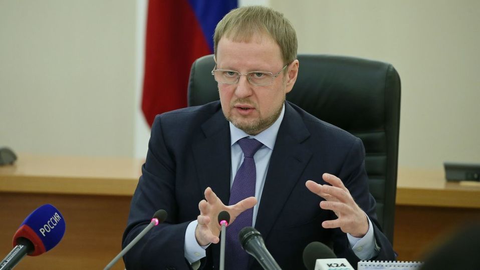«Второй раз с тебя уже спрашивают»: алтайские политики и общественники оценили выборы губернатора