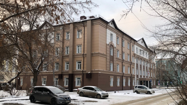 Китайская фирма требует компенсацию от алтайских предпринимателей из-за электронных сигарет