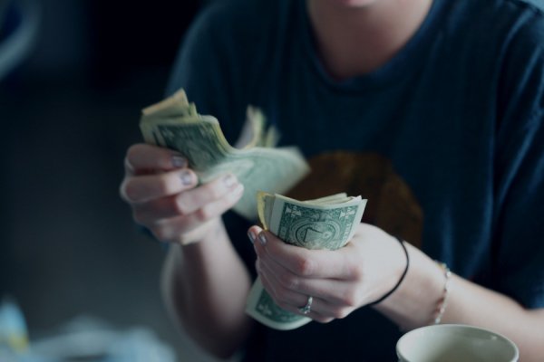 Потребительская сдержанность. Почему в Алтайском крае падает спрос на кредиты