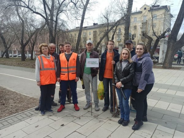 Весна — чиста. Как прошел общегородской субботник в Барнауле, рассказали в мэрии